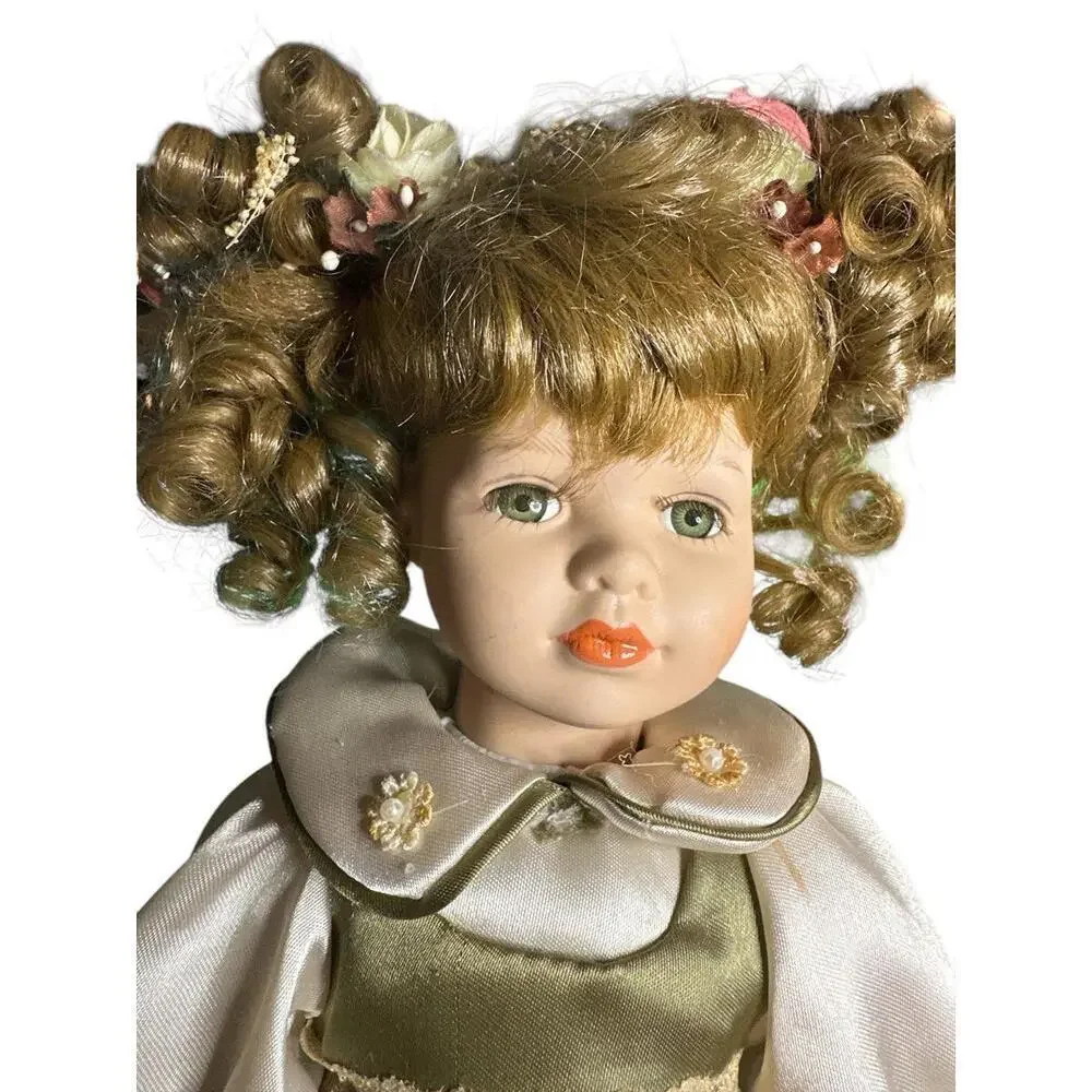 porcelain doll vintage 15” sandy brown hair
